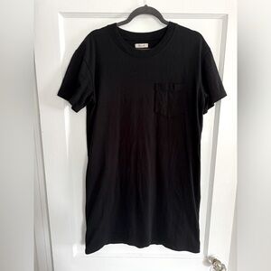 EUC Madewell black t-shirt dress / medium / cotton